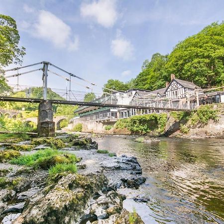 The Chainbridge Hotel Llangollen Esterno foto