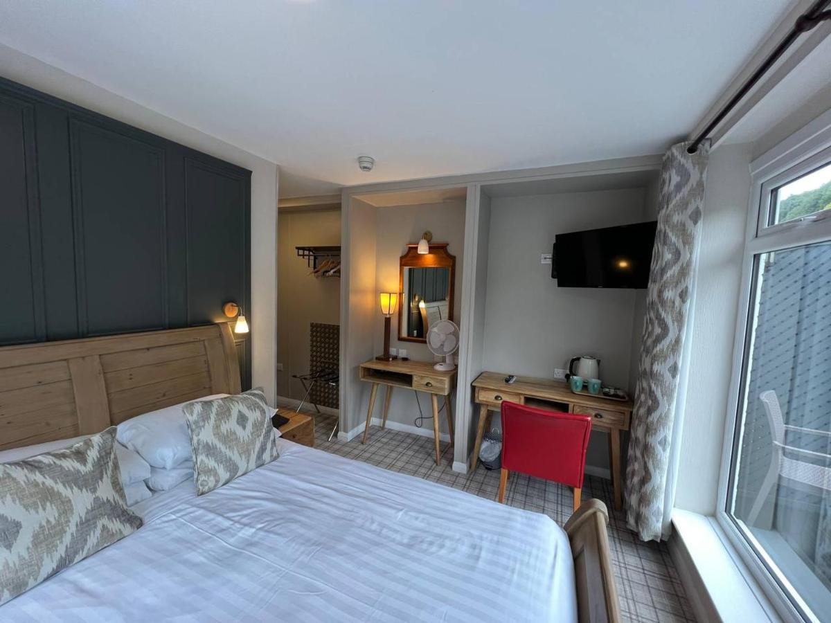 The Chainbridge Hotel Llangollen Esterno foto