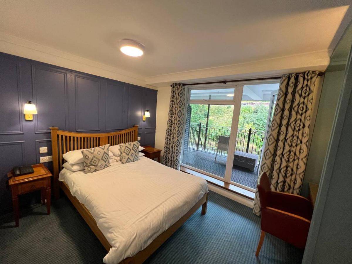 The Chainbridge Hotel Llangollen Esterno foto