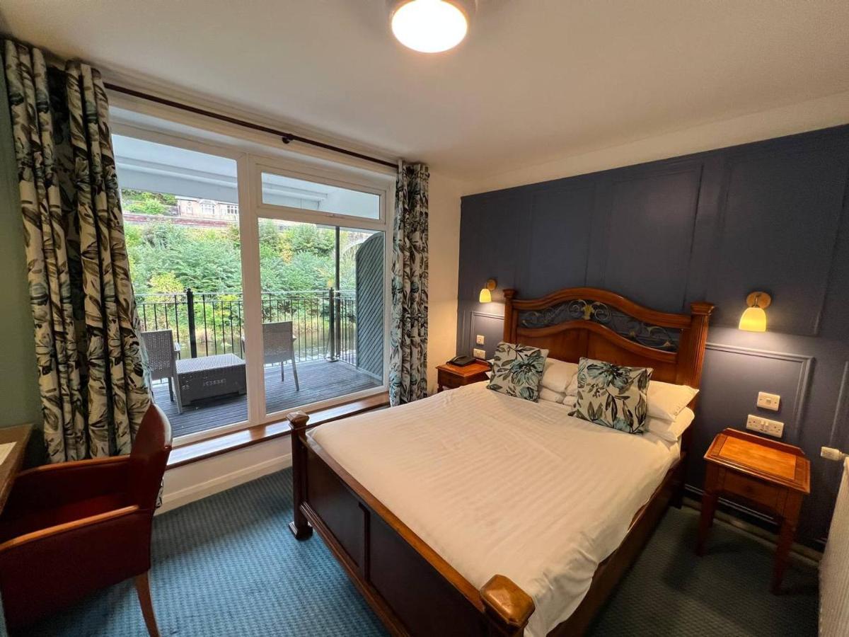 The Chainbridge Hotel Llangollen Esterno foto