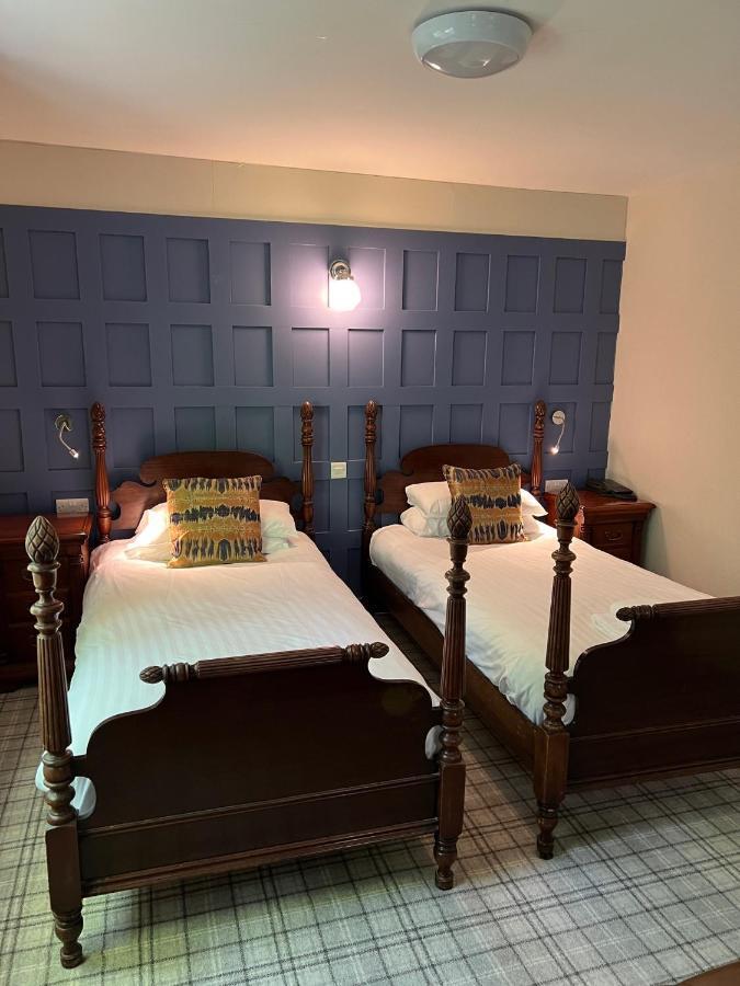 The Chainbridge Hotel Llangollen Esterno foto