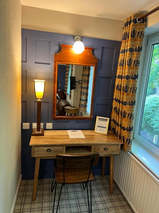 The Chainbridge Hotel Llangollen Esterno foto